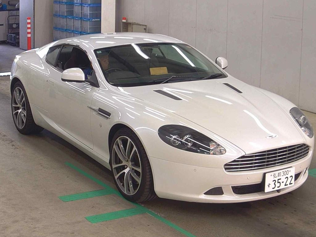 Aston Martin DB9 2012 z aukcji japońskiej