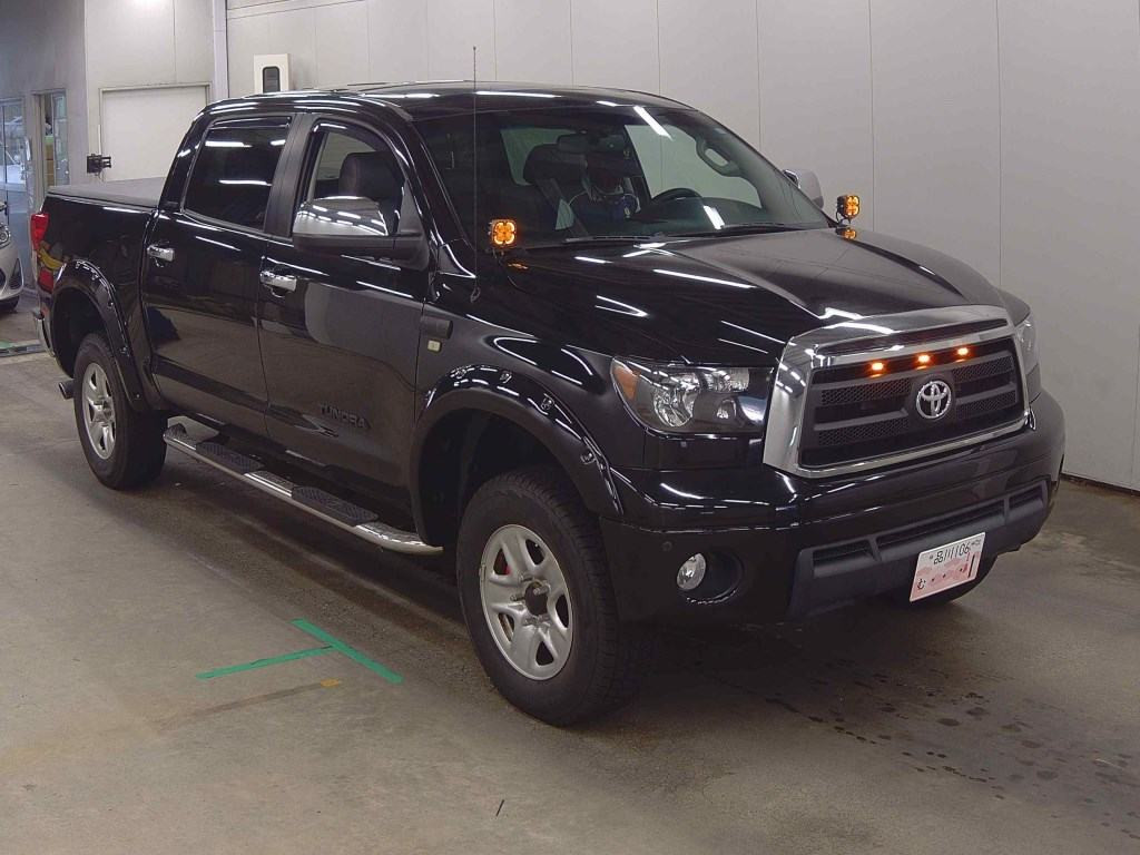 America Toyota Tundra 2015 z aukcji japońskiej