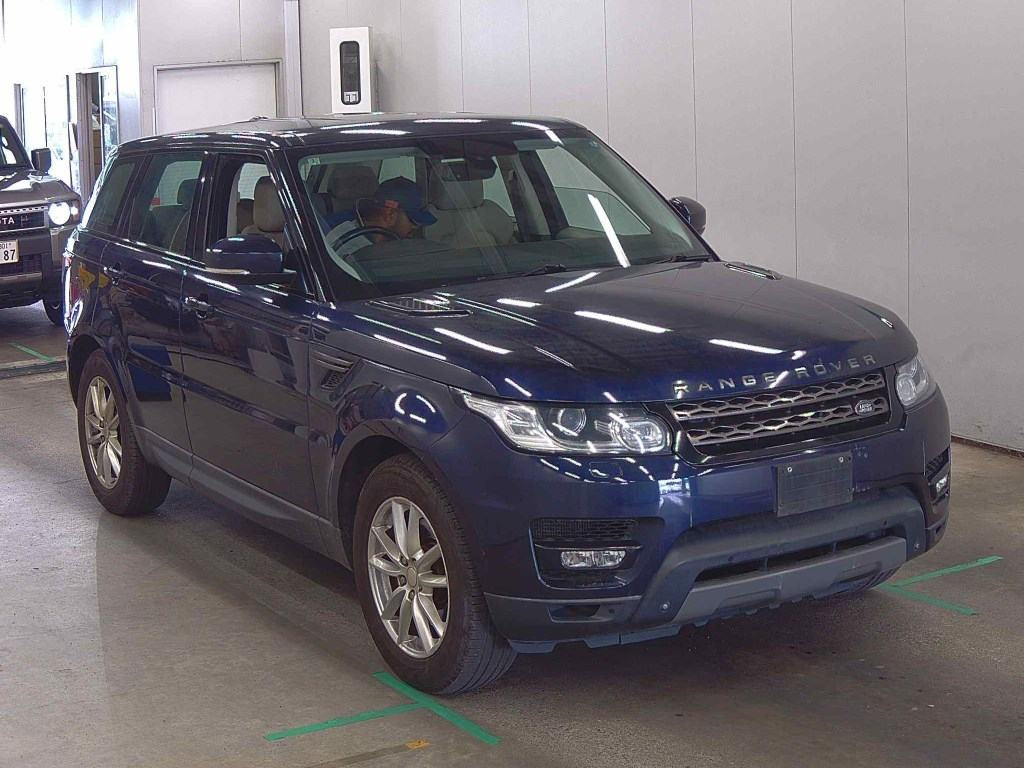 Land Rover LW3SA 2014 z aukcji japońskiej