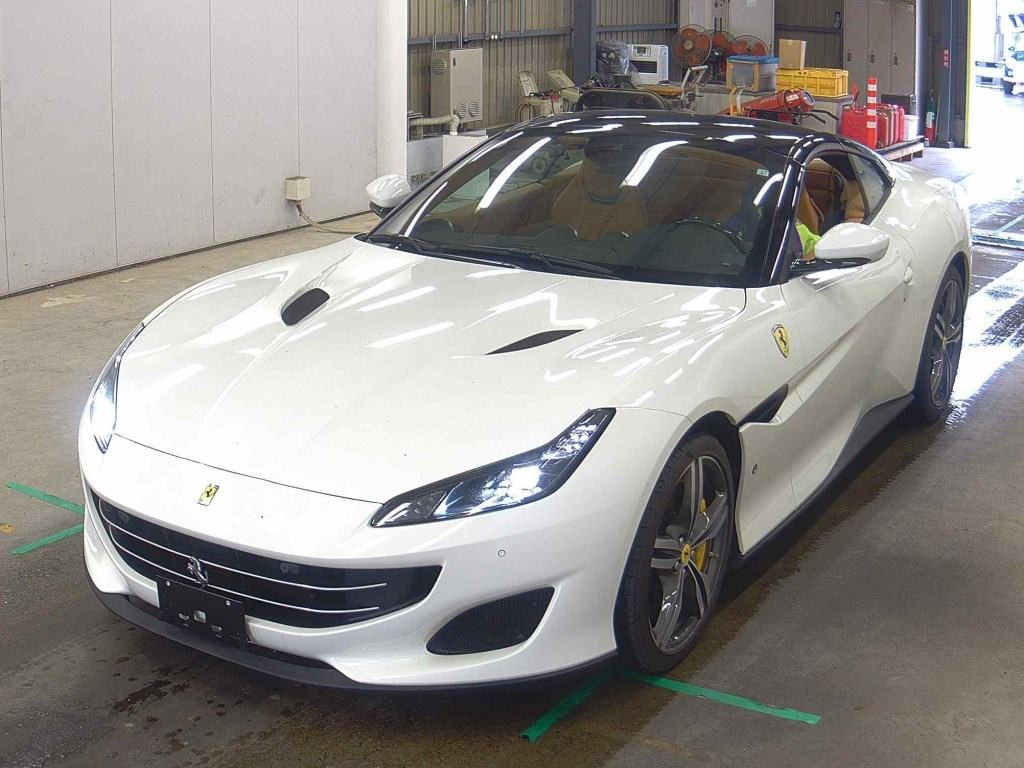 Ferrari Portofino 2021 z aukcji japońskiej
