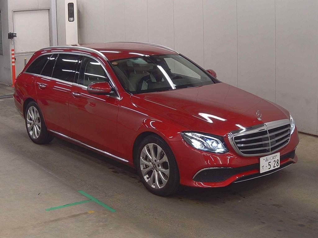 Mercedes Benz E-Class Stationwagon 2018 z aukcji japońskiej