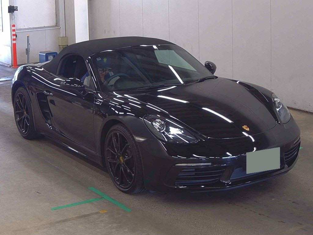 Porsche 718 Boxster 2025 з японського аукціону
