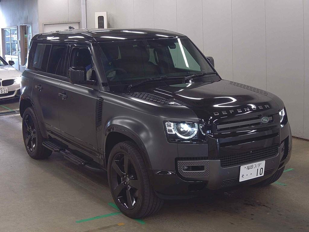 Land Rover Defender 2024 z aukcji japońskiej