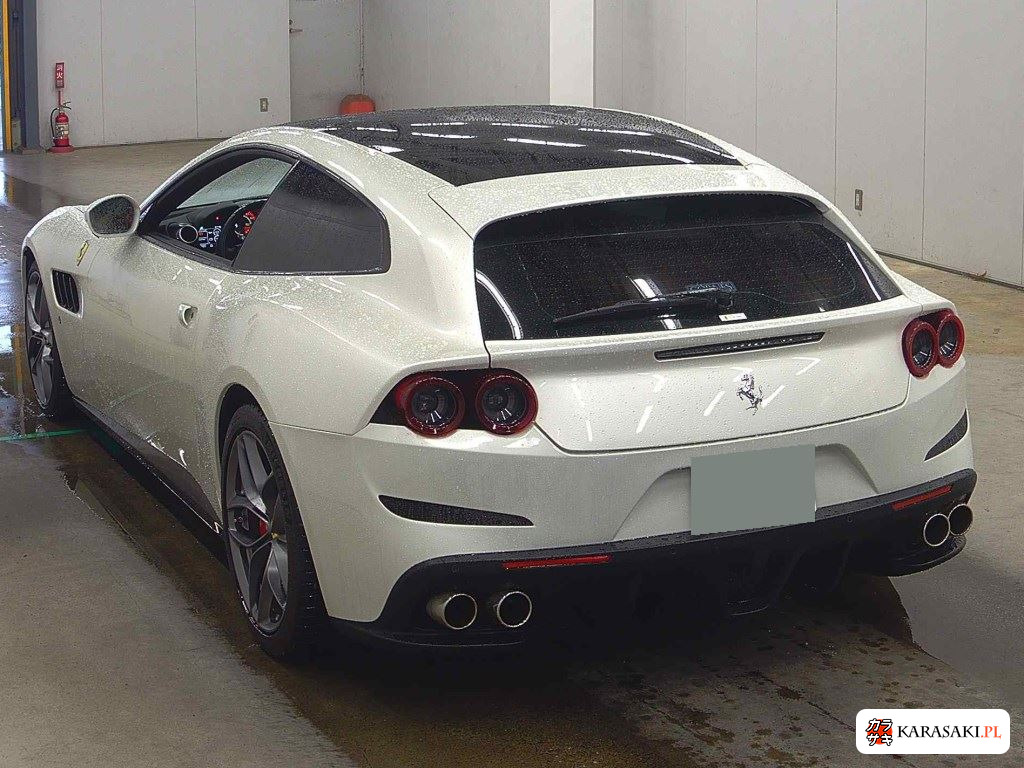 2020 Ferrari GTC4 Lusso T 2