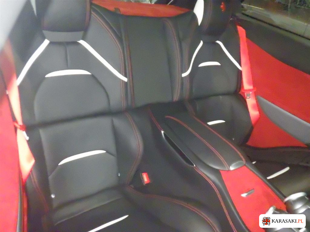 2020 Ferrari GTC4 Lusso T 6