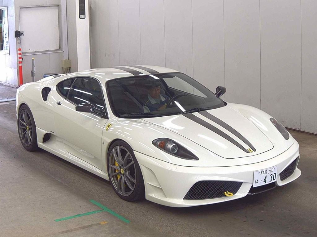Ferrari 430 Scuderia 2009 z aukcji japońskiej