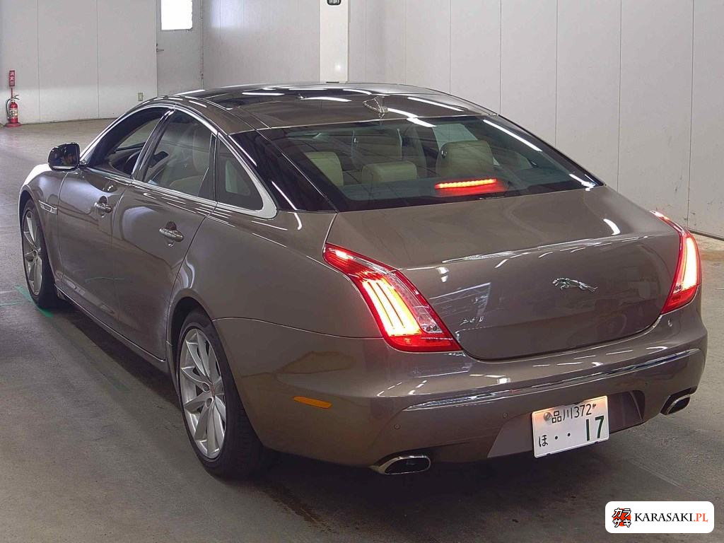 2015 Jaguar XJ 4D Luxury 2