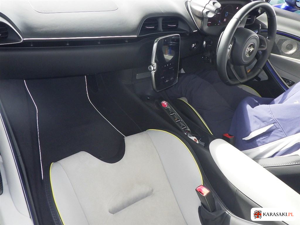 2024 McLaren Artura Base Grade 5