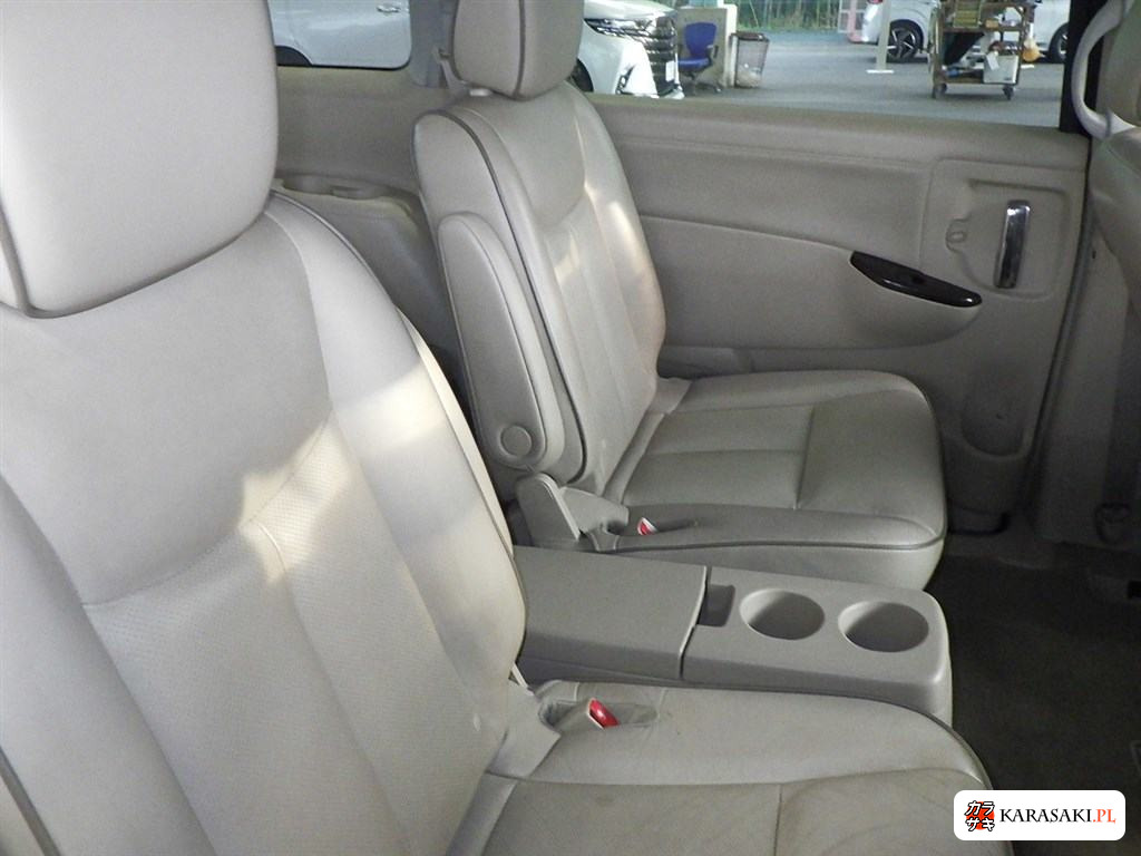2014 America Nissan Quest 6