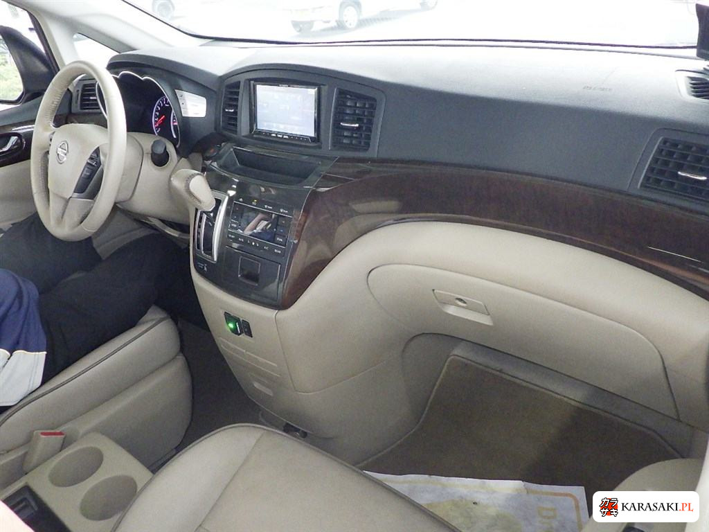 2014 America Nissan Quest 5