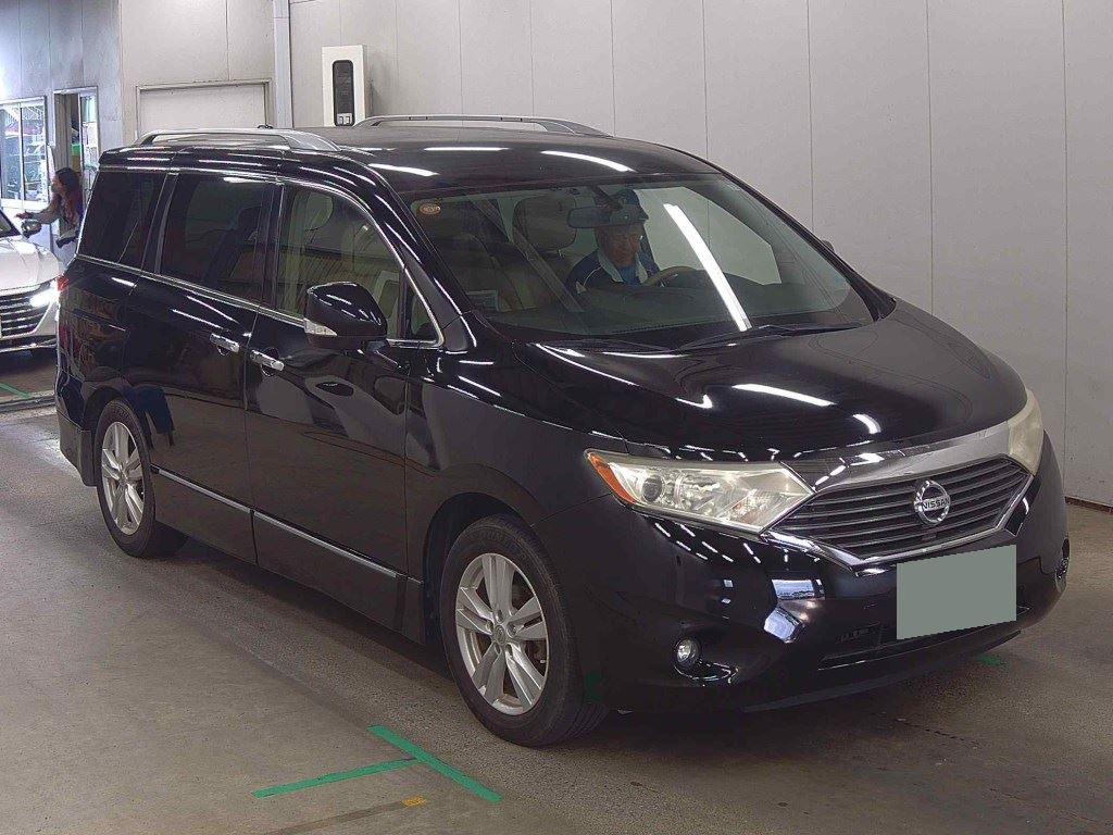 America Nissan Quest 2014 z aukcji japońskiej