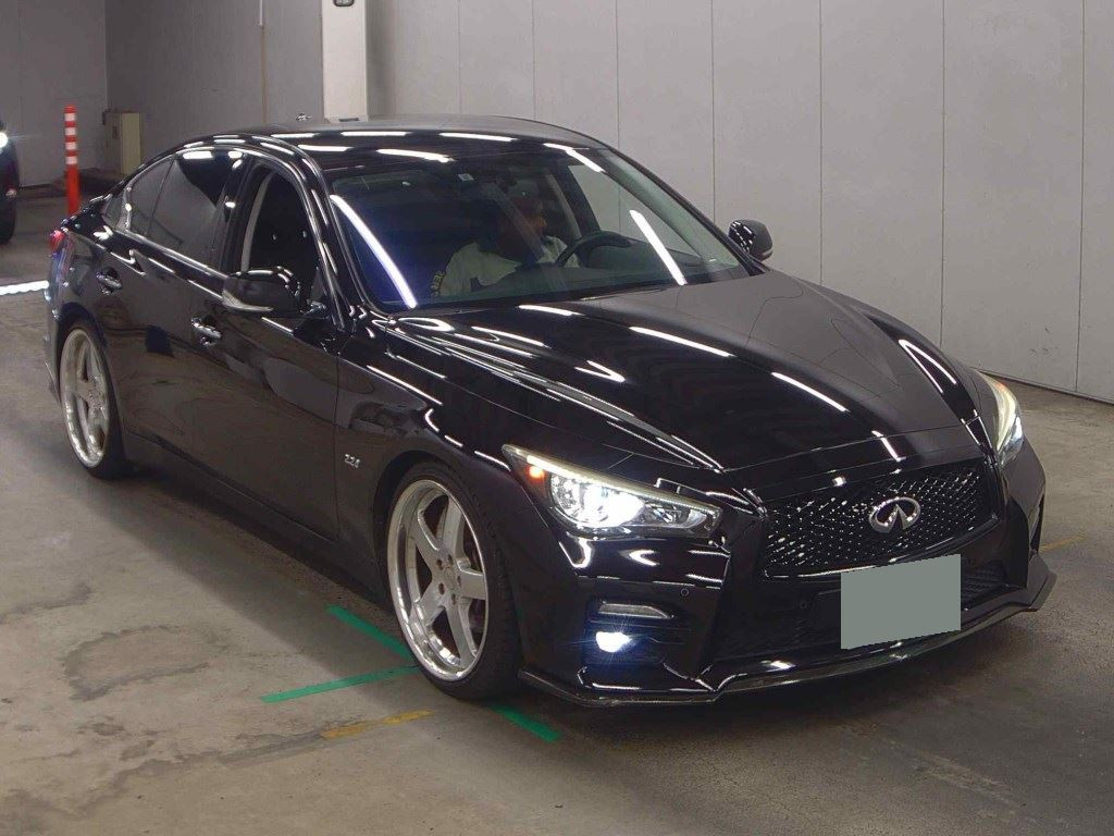 Infiniti 2017 z aukcji japońskiej