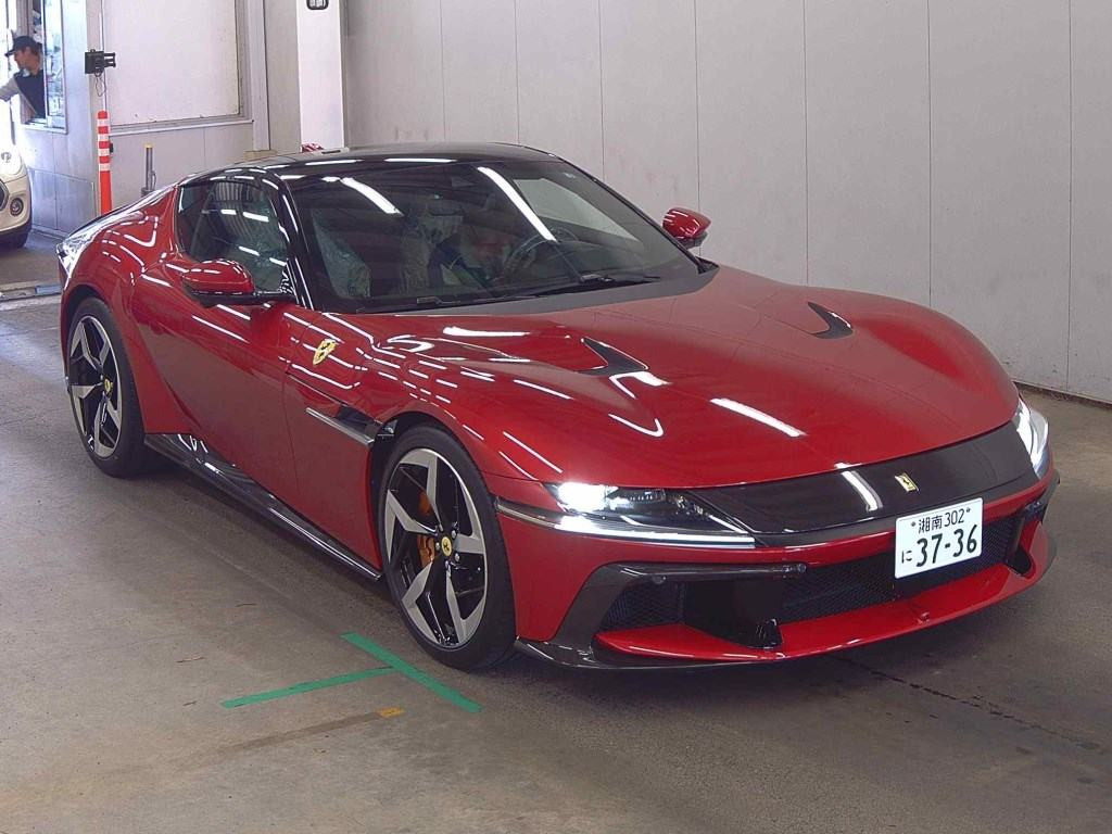 Ferrari 12CILINDRI 2026 z aukcji japońskiej