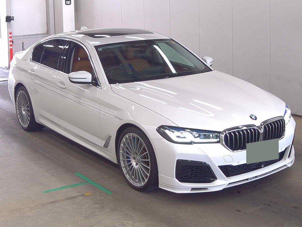 BMW Alpina D5 2022 z aukcji japońskiej