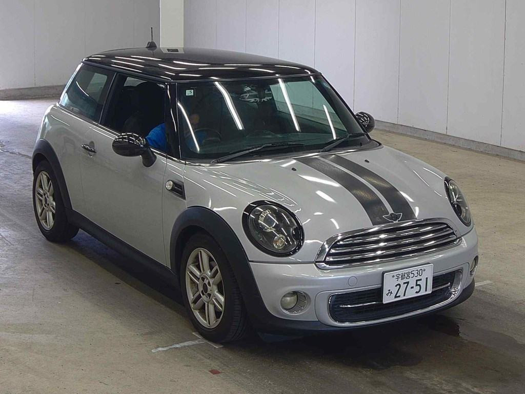 Ford Mini 2011 z aukcji japońskiej