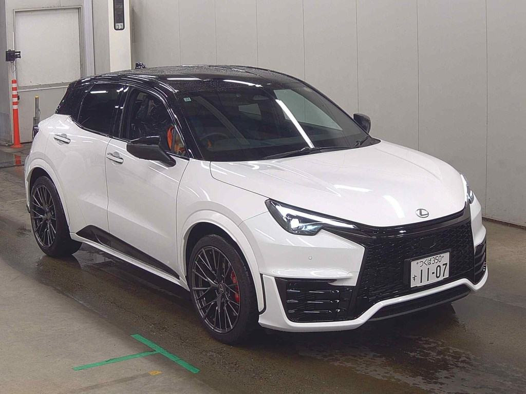 Lexus LBX 2025 з японського аукціону