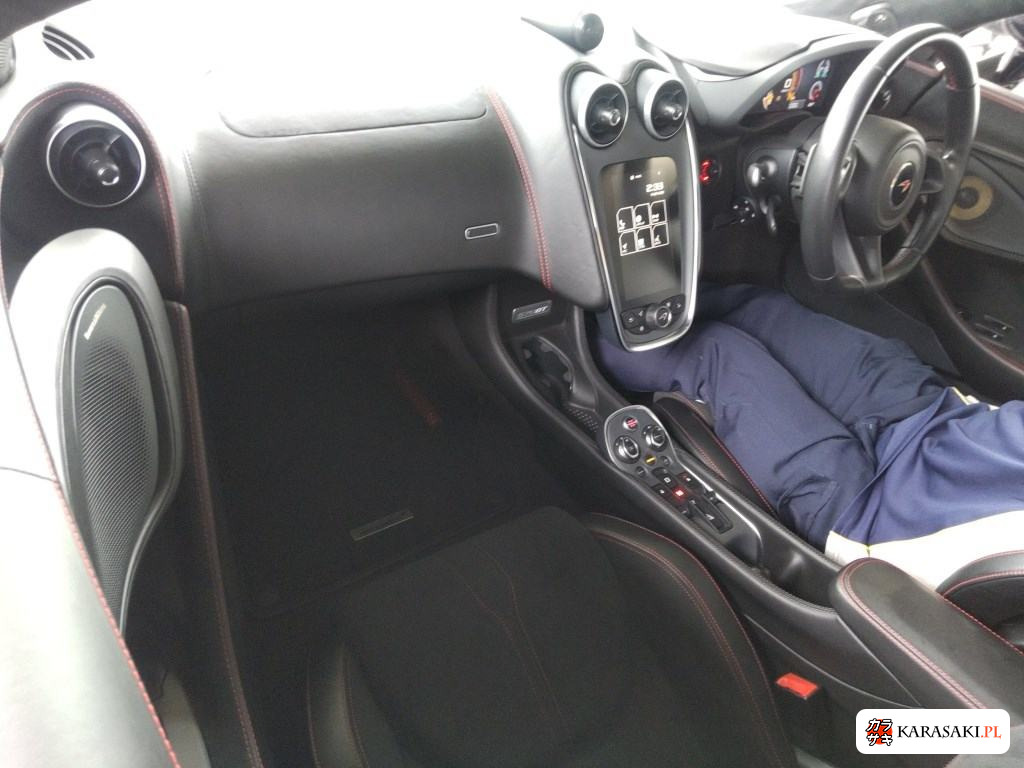 2018 McLaren 570GT 5