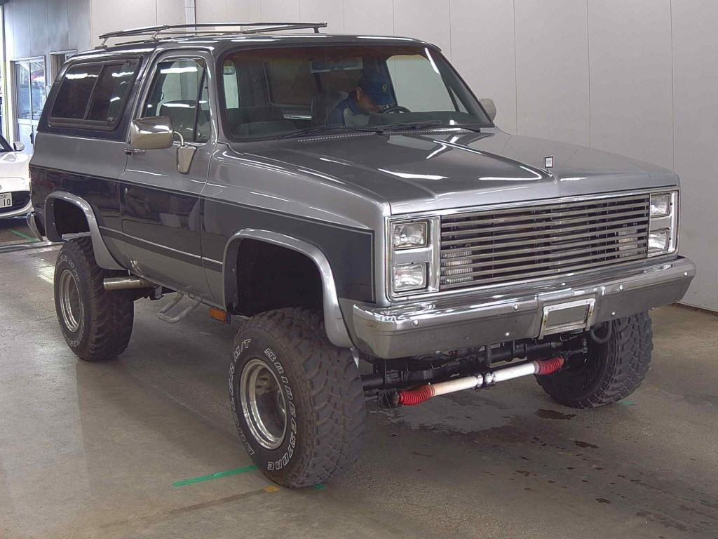 Chevrolet K-5 1989 z aukcji japońskiej