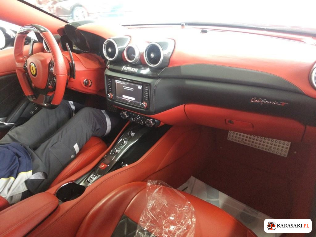2015 Ferrari California T Base Grade 5