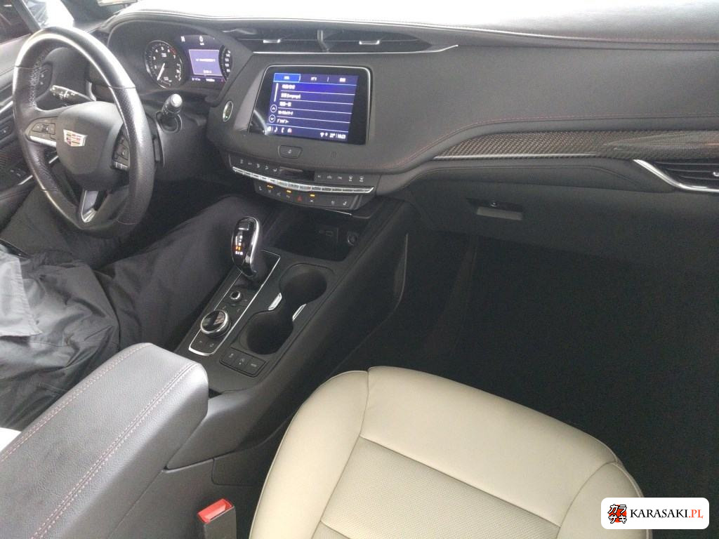 2022 Cadillac XT4 4WD Sport 5