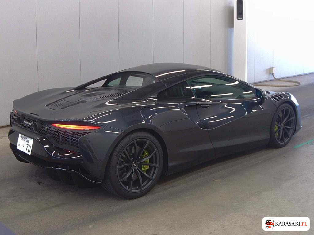 2024 McLaren Artura 4