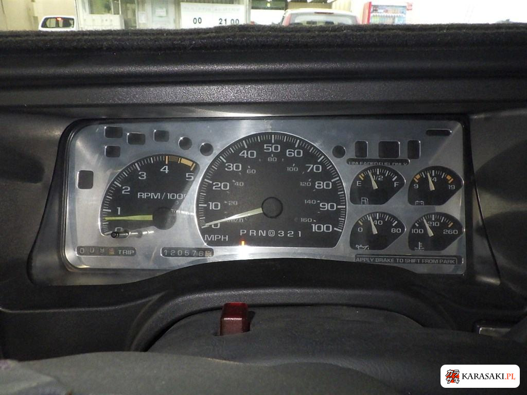 2000 Chevrolet C-1500 2D 5