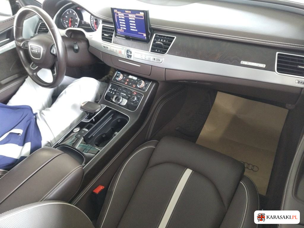 2017 Audi A8 4WD 4.0TFSI Quattro 5