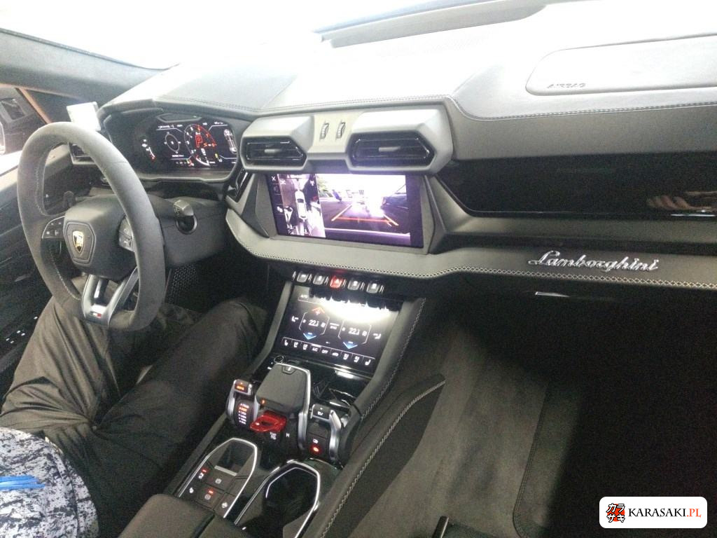 2026 Lamborghini Urus 4WD 5