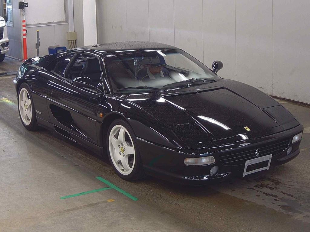 Ferrari F355 1997 z aukcji japońskiej