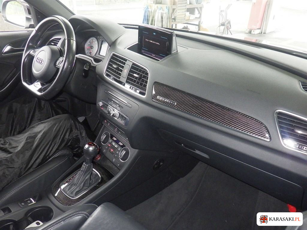 2015 Audi RS Q3 4WD Base Grade 5