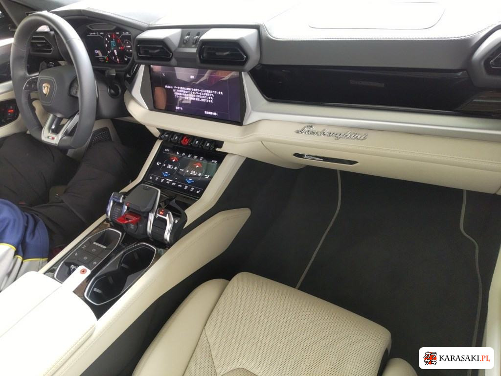 2026 Lamborghini Urus 4WD 5