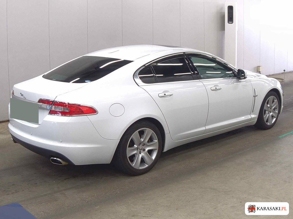 2011 Jaguar XF 3.0 Luxury 4
