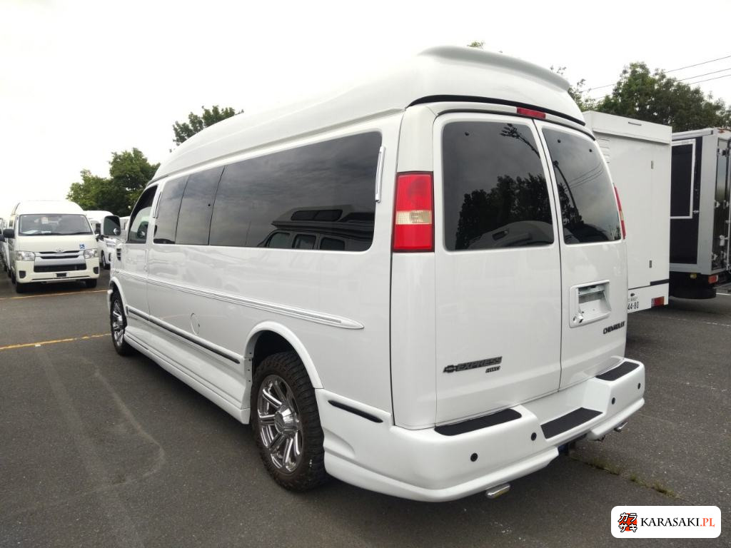 2013 GMC Savana 4D 2