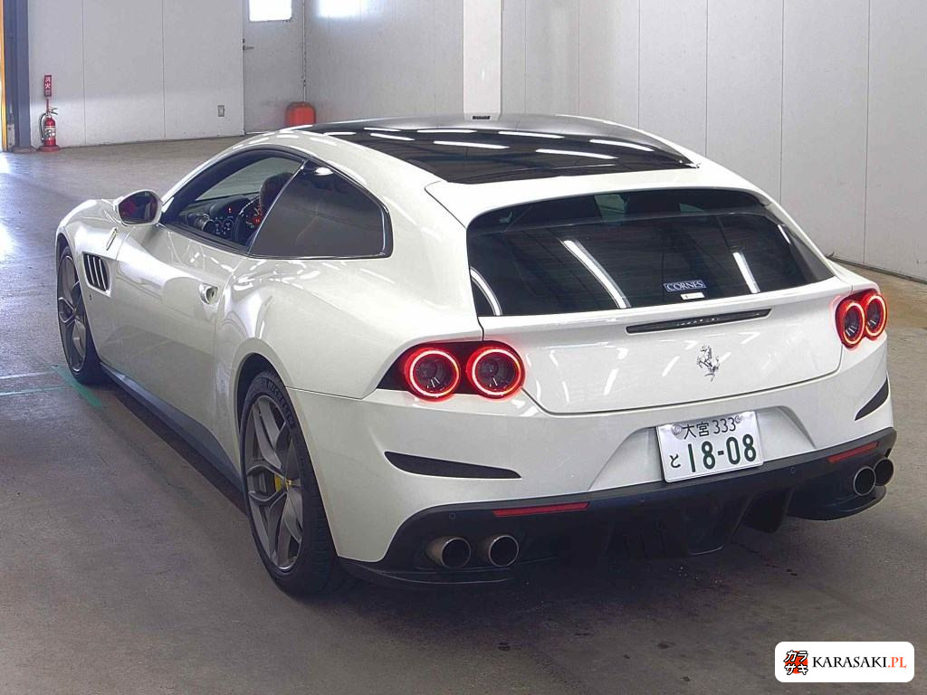 2020 Ferrari GTC4 Lusso 2