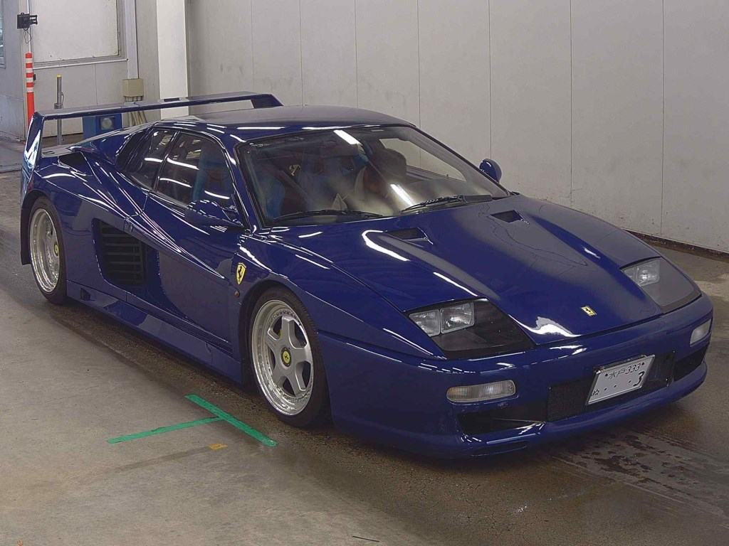 Ferrari F512M 1995 z aukcji japońskiej