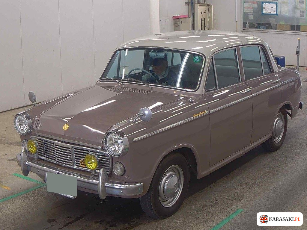 1961 Nissan Datsun Bluebird 4D 3