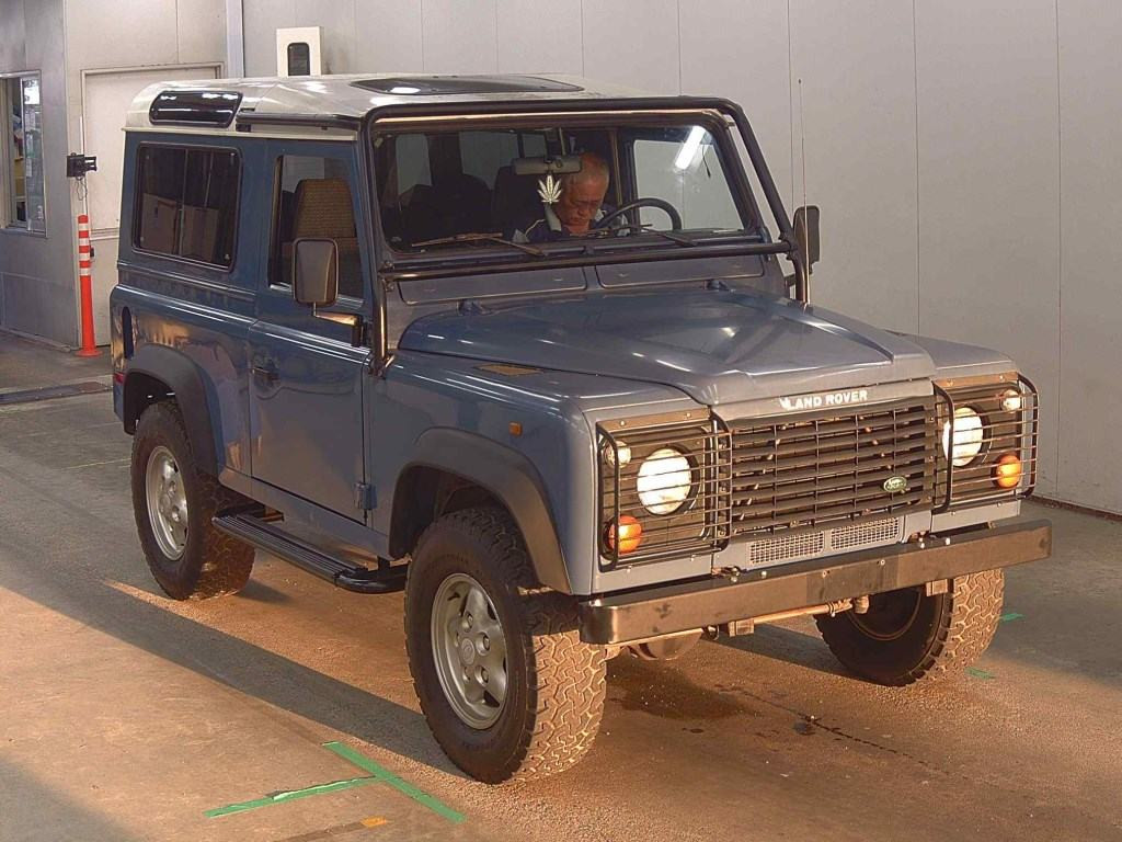 Land Rover Defender 1998 z aukcji japońskiej