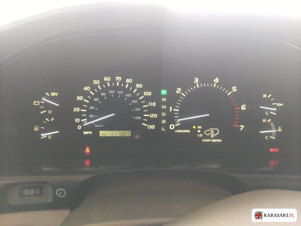 2005 Lexus (us) LX470 4WD 6