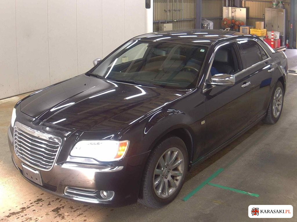 2013 Chrysler 300 Limited 3