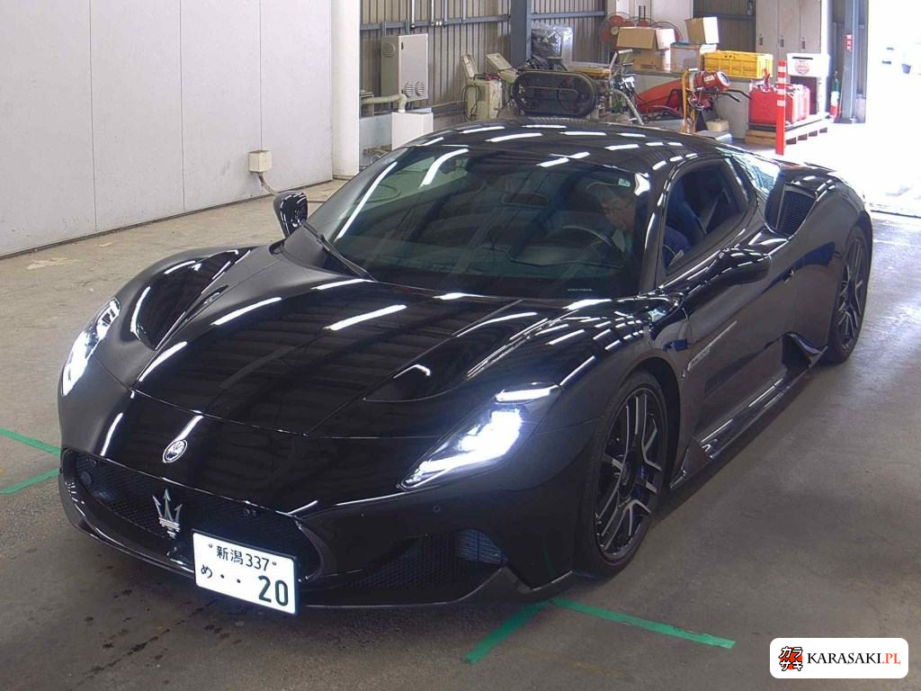 2022 Maserati MC20 3