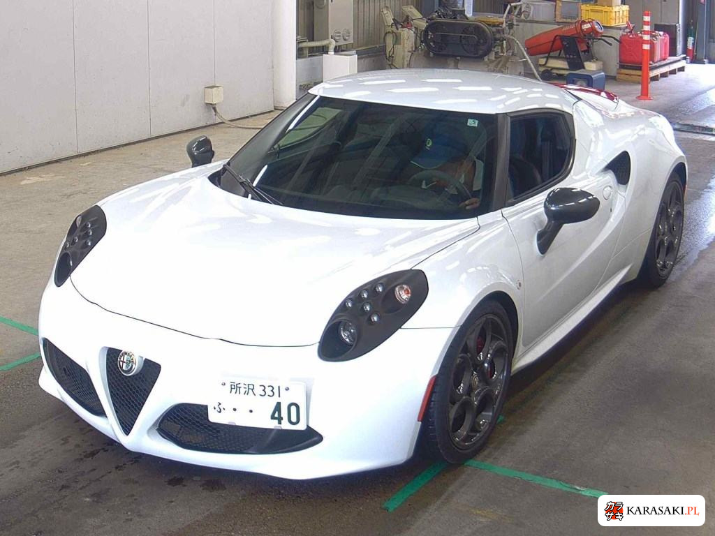 2015 Alfa Romeo 4C Base Grade 3