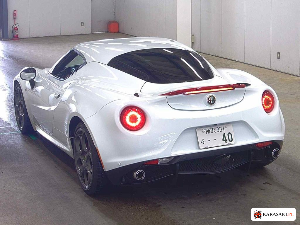 2015 Alfa Romeo 4C Base Grade 2
