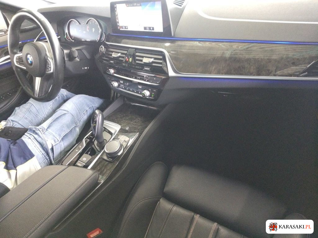2018 BMW 5 Series 4D 540I M-Sport 5