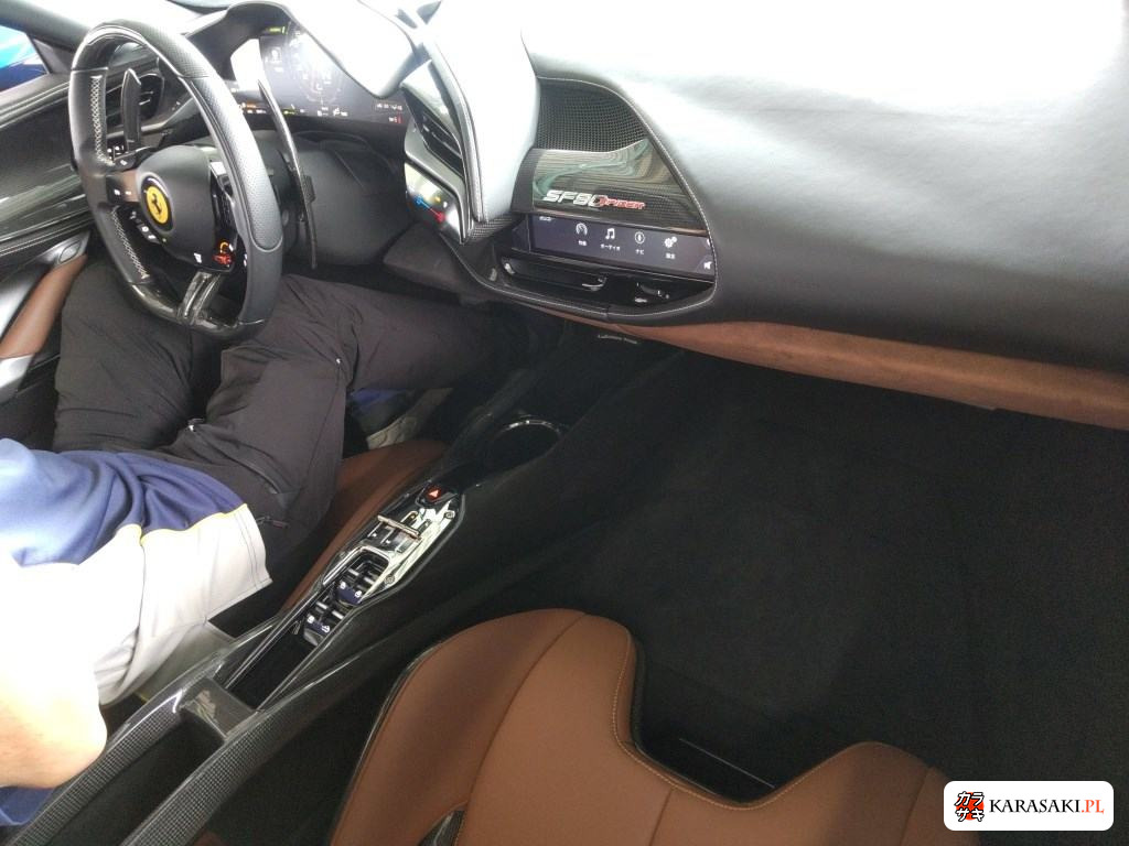 2023 Ferrari SF90 Spider 4WD 5