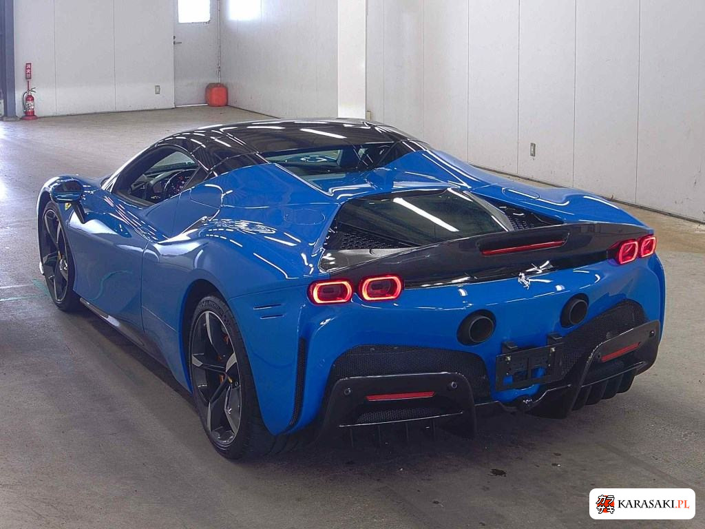 2023 Ferrari SF90 Spider 4WD 2