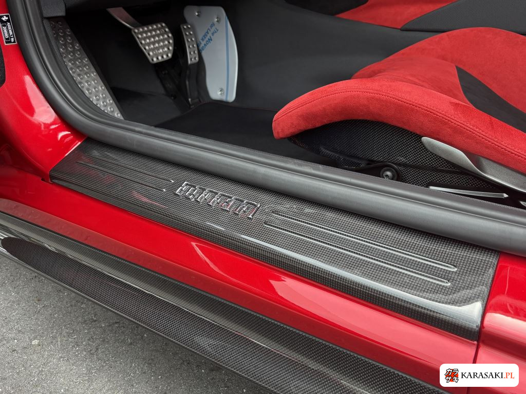 2023 Ferrari 812 Competizione 11
