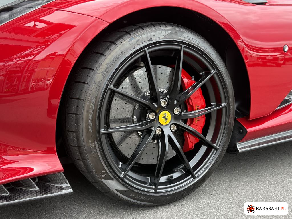 2023 Ferrari 812 Competizione 14