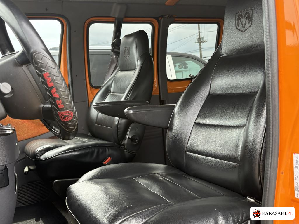 2004 Dodge 11