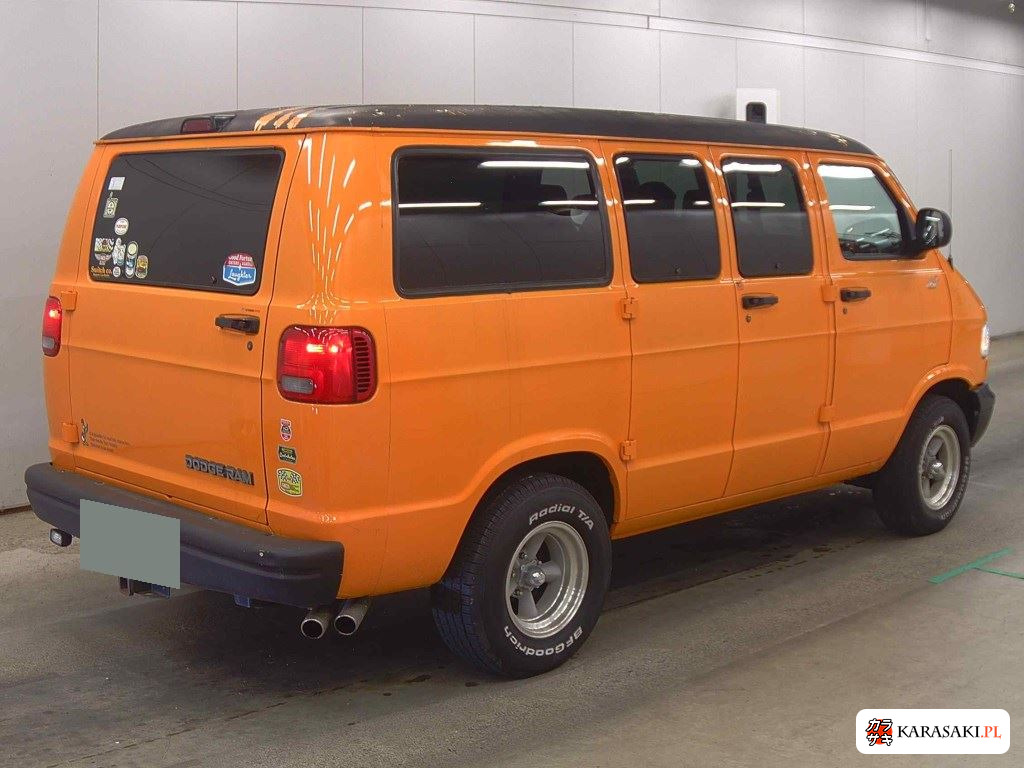 2004 Dodge 4