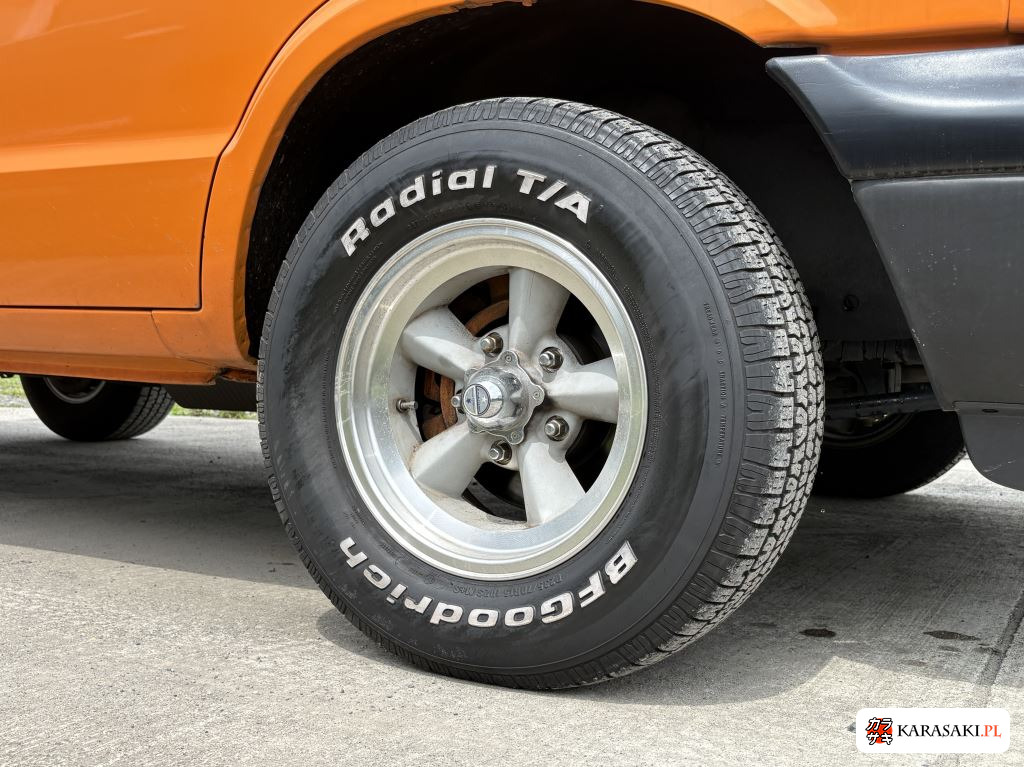 2004 Dodge 14